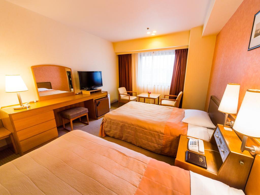 The Crown Palais New Hankyu Kochi Экстерьер фото