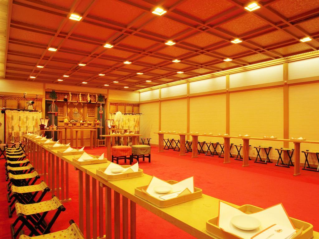 The Crown Palais New Hankyu Kochi Экстерьер фото