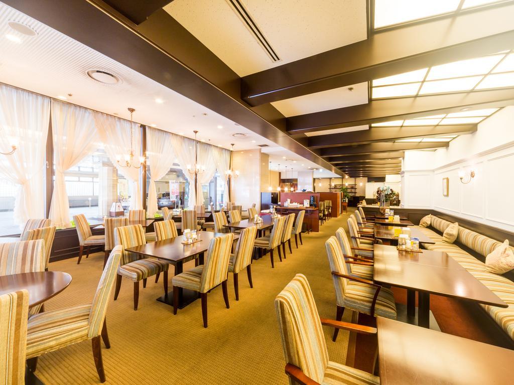 The Crown Palais New Hankyu Kochi Экстерьер фото