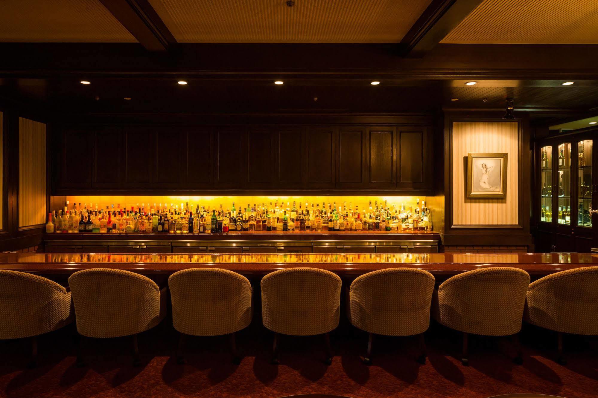 The Crown Palais New Hankyu Kochi Экстерьер фото